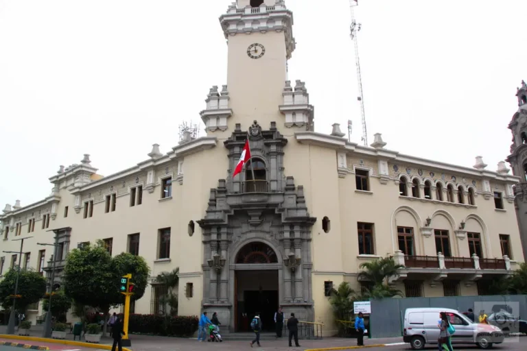 Lima Municipal Palace Plaza Mayor